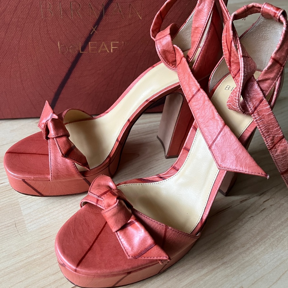 ALEXANDRE BIRMAN| CLARITA CURVE BELEAF 120 LEATHER PLATFORM SANDAL - Picture 2 of 10
